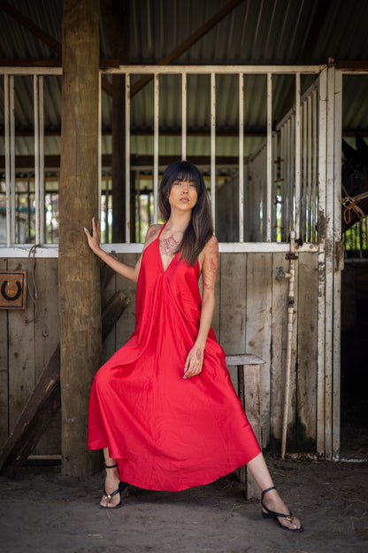 Vestido Satinado Escote Pico